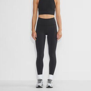 NWT Aritzia GOLDEN Life Cheeky Legging Black 16